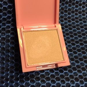 Winky Lux Charm Holographic Highlighter